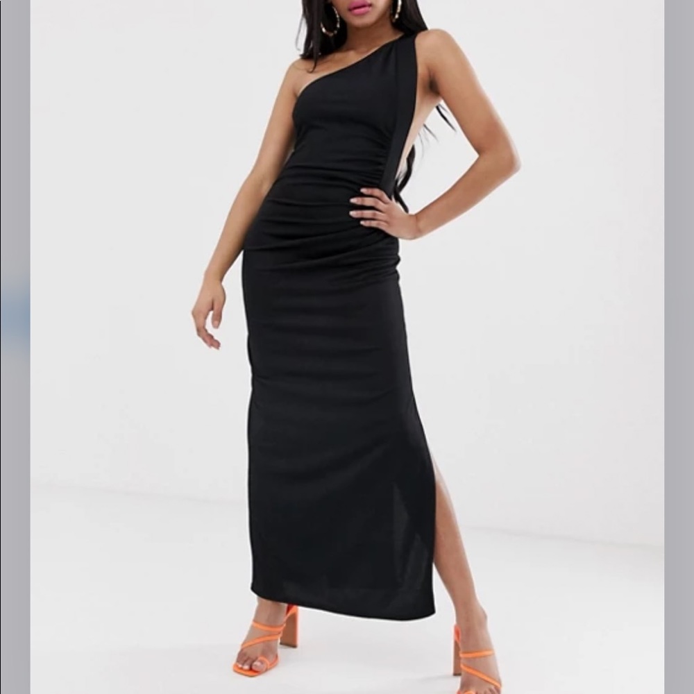 Pretty Little Thing Petite One Shoulder Maxi Dress